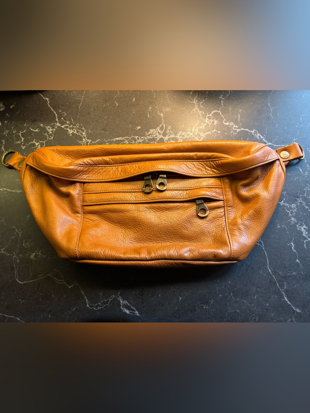 Parker Thatch Cross Your Heart sling bag in British Tan